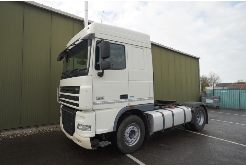 DAF XF 105.460 FT SPACECAB RETARDER PTO - Trekkvogn: bilde 3 DAF XF 105.460 FT SPACECAB RETARDER PTO - Trekkvogn: bilde 3