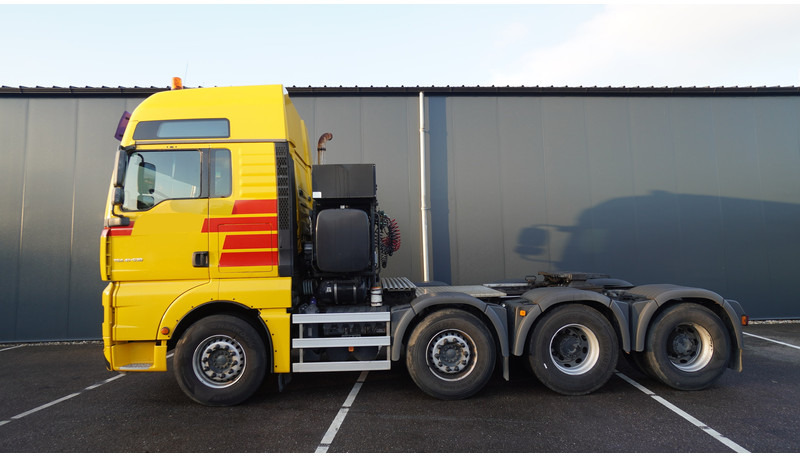 MAN TGA 41.530 8X4 160 TON'S RETARDER 283.000KM - Trekkvogn: bilde 1 MAN TGA 41.530 8X4 160 TON'S RETARDER 283.000KM - Trekkvogn: bilde 1
