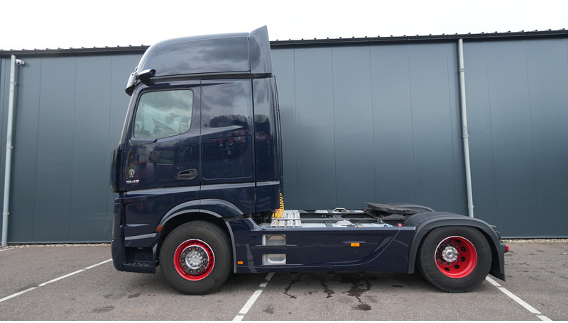 Mercedes-Benz ACTROS 1945 GIGASPACE 684.000KM - Trekkvogn: bilde 1 Mercedes-Benz ACTROS 1945 GIGASPACE 684.000KM - Trekkvogn: bilde 1