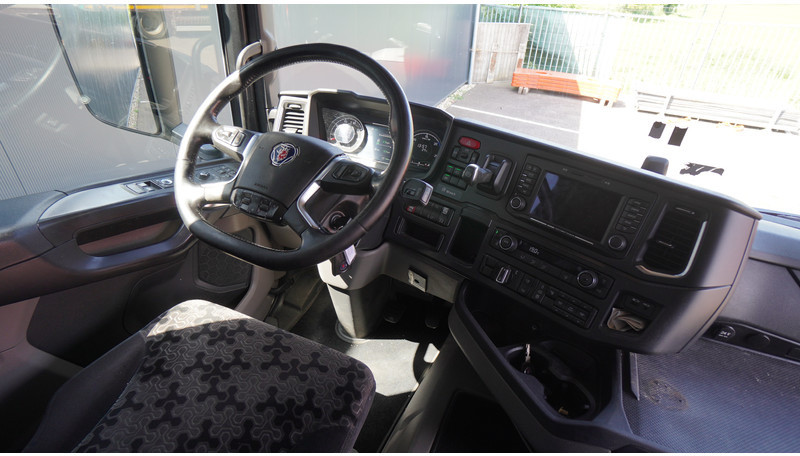 Scania R 410 LNG ADR 831.000KM RETARDER - Trekkvogn: bilde 5 Scania R 410 LNG ADR 831.000KM RETARDER - Trekkvogn: bilde 5