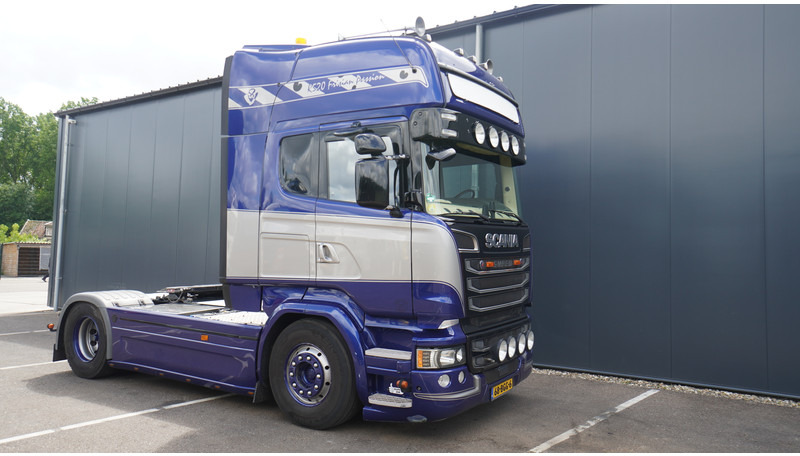 Scania R 520 V8 RETARDER TOPLINE ADR - Trekkvogn: bilde 4 Scania R 520 V8 RETARDER TOPLINE ADR - Trekkvogn: bilde 4