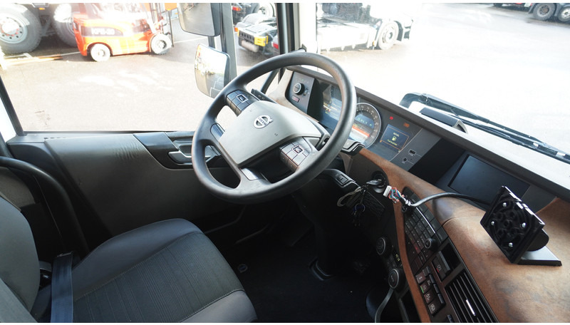 Volvo FH 420 EURO 6 GLOBETROTTER - Trekkvogn: bilde 5 Volvo FH 420 EURO 6 GLOBETROTTER - Trekkvogn: bilde 5
