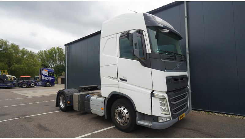 Volvo FH 420 GLOBETROTTER EURO 6 - Trekkvogn: bilde 4 Volvo FH 420 GLOBETROTTER EURO 6 - Trekkvogn: bilde 4