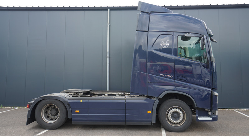 Volvo FH 460 EURO 6 GLOBETROTTER 647.000KM - Trekkvogn: bilde 2 Volvo FH 460 EURO 6 GLOBETROTTER 647.000KM - Trekkvogn: bilde 2