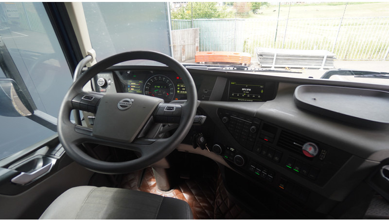 Volvo FH 460 EURO 6 GLOBETROTTER 770.000KM - Trekkvogn: bilde 5 Volvo FH 460 EURO 6 GLOBETROTTER 770.000KM - Trekkvogn: bilde 5