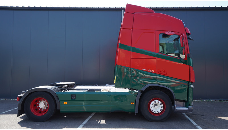 Volvo FH 460 EURO 6 GLOBETROTTER - Trekkvogn: bilde 2 Volvo FH 460 EURO 6 GLOBETROTTER - Trekkvogn: bilde 2