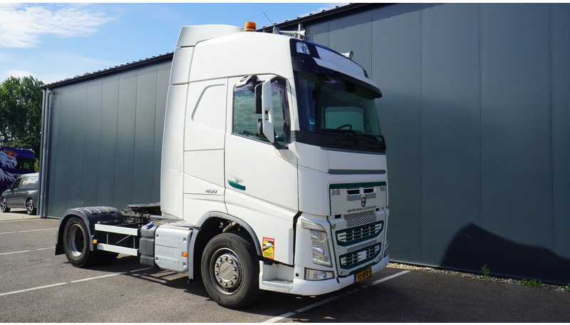 Volvo FH 460 EURO 6 GLOBETROTTER - Trekkvogn: bilde 4 Volvo FH 460 EURO 6 GLOBETROTTER - Trekkvogn: bilde 4
