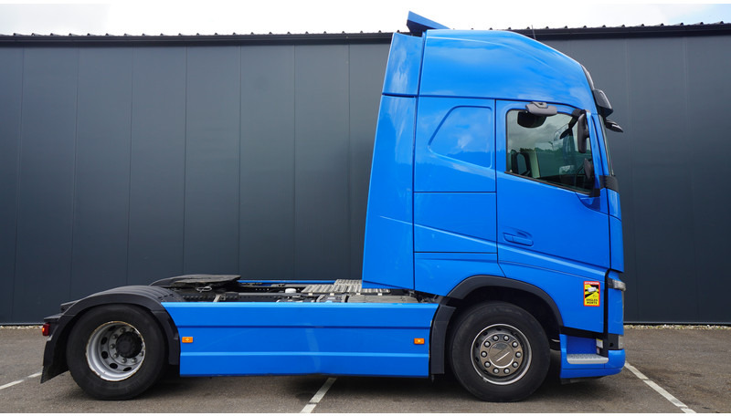 Volvo FH 460 LNG GLOBETROTTER TRUCK WITH 839.000KM - Trekkvogn: bilde 2 Volvo FH 460 LNG GLOBETROTTER TRUCK WITH 839.000KM - Trekkvogn: bilde 2