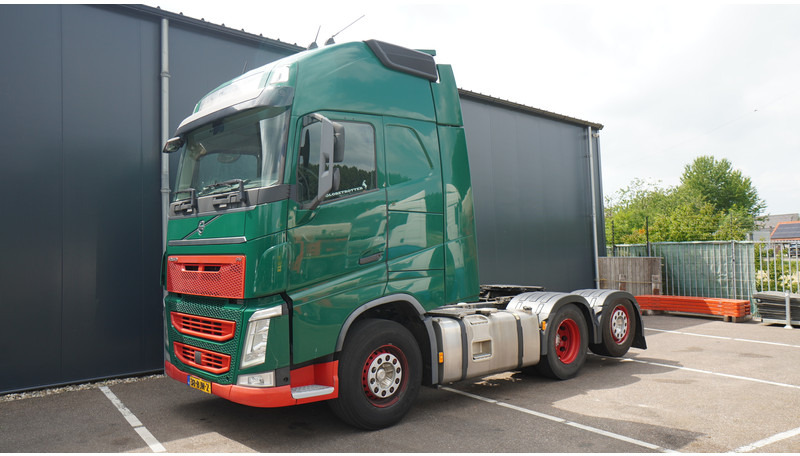 Volvo FH 500 6X2 EURO 6 GLOBETROTTER - Trekkvogn: bilde 3 Volvo FH 500 6X2 EURO 6 GLOBETROTTER - Trekkvogn: bilde 3