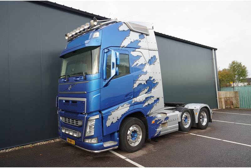 Volvo FH 540 6X2 XL SHOWTRUCK 4-SEATS 455.000KM - Trekkvogn: bilde 3 Volvo FH 540 6X2 XL SHOWTRUCK 4-SEATS 455.000KM - Trekkvogn: bilde 3