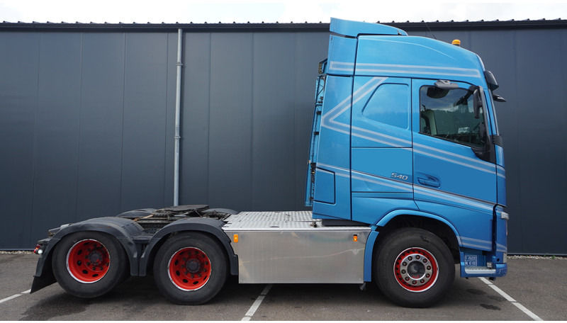 Volvo FH 540 6X4 EURO 6 GLOBETROTTER - Trekkvogn: bilde 2 Volvo FH 540 6X4 EURO 6 GLOBETROTTER - Trekkvogn: bilde 2