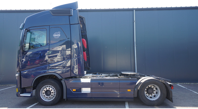 Volvo FH460 EURO 6 GLOBETROTTER 833.000KM - Trekkvogn: bilde 1 Volvo FH460 EURO 6 GLOBETROTTER 833.000KM - Trekkvogn: bilde 1