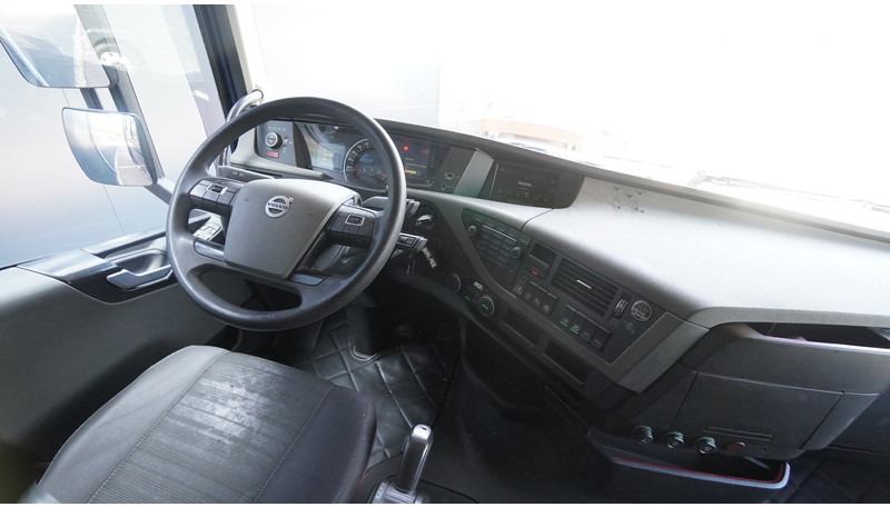 Volvo FH460 EURO 6 GLOBETROTTER 833.000KM - Trekkvogn: bilde 5 Volvo FH460 EURO 6 GLOBETROTTER 833.000KM - Trekkvogn: bilde 5