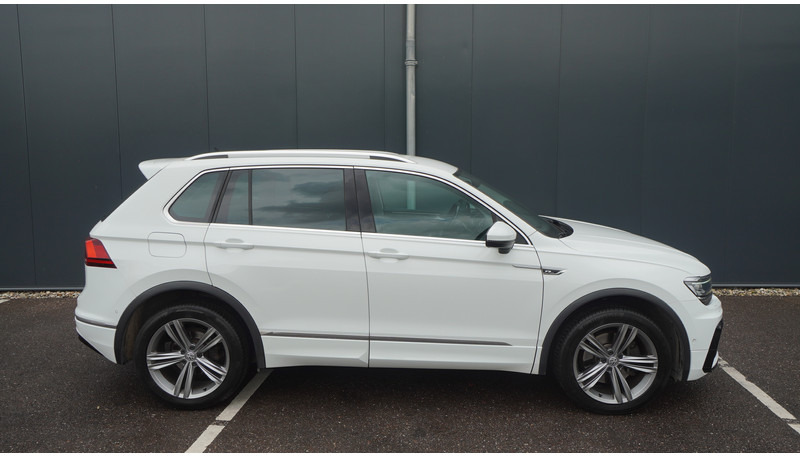 Volkswagen Tiguan 2.0 TDI R LINE 4MOTION - Minibuss, Persontransport: bilde 2 Volkswagen Tiguan 2.0 TDI R LINE 4MOTION - Minibuss, Persontransport: bilde 2