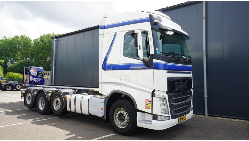 Volvo FH 460 8X2 20 FT CONTAINER TRANSPORT TRUCK - Container-transport/ Vekselflak lastebil: bilde 4 Volvo FH 460 8X2 20 FT CONTAINER TRANSPORT TRUCK - Container-transport/ Vekselflak lastebil: bilde 4
