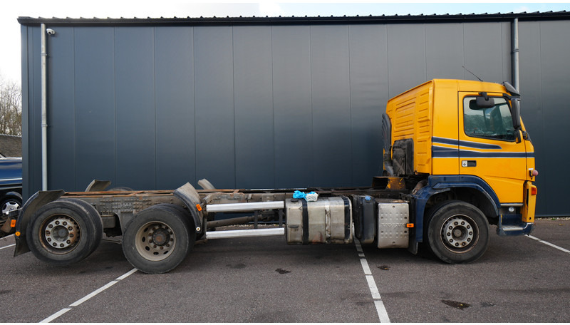 Volvo FM9 340 6X2 CHASSIS EURO 5 480000KM - Chassis lastebil: bilde 2 Volvo FM9 340 6X2 CHASSIS EURO 5 480000KM - Chassis lastebil: bilde 2
