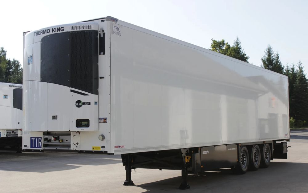 Schmitz Cargobull FP 60 V7 Thermo King SLXi 300 / 3 820 MTG** / JAK NOWA / ŚCIANA 7 CM / - Kjølesemi: bilde 1 Schmitz Cargobull FP 60 V7 Thermo King SLXi 300 / 3 820 MTG** / JAK NOWA / ŚCIANA 7 CM / - Kjølesemi: bilde 1