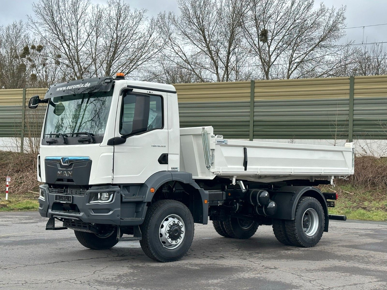 MAN TGM 18.320 4X4 Euro 6e Euromix 3-Seiten-Kipper - Tippbil: bilde 2 MAN TGM 18.320 4X4 Euro 6e Euromix 3-Seiten-Kipper - Tippbil: bilde 2