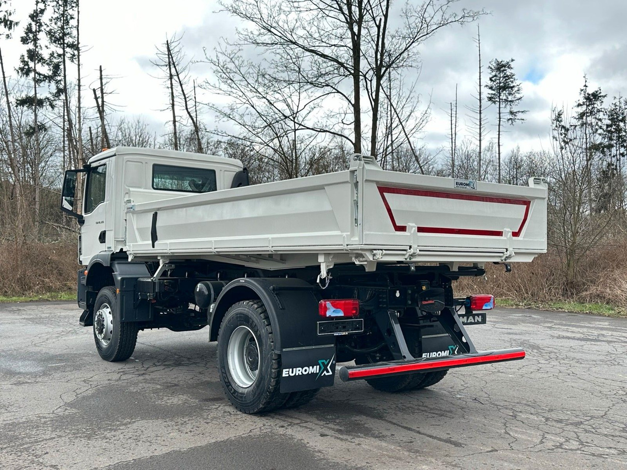 MAN TGM 18.320 4X4 Euro 6e Euromix 3-Seiten-Kipper - Tippbil: bilde 4 MAN TGM 18.320 4X4 Euro 6e Euromix 3-Seiten-Kipper - Tippbil: bilde 4