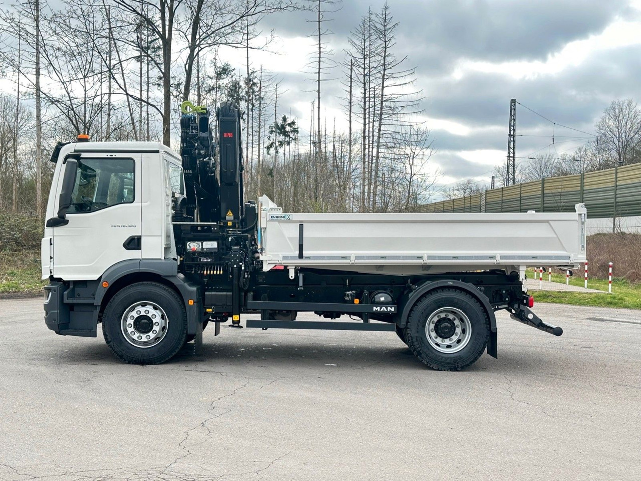MAN TGM 18.320 4x2 Euro6e Hiab X-HiDuo 138DS-3 - Tippbil, Kranbil: bilde 3 MAN TGM 18.320 4x2 Euro6e Hiab X-HiDuo 138DS-3 - Tippbil, Kranbil: bilde 3