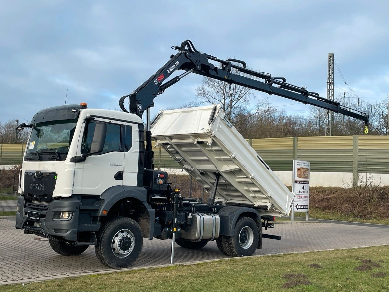 MAN TGS 18.400 TG3 4x4 Euro6e Hiab X-HiDuo 138DS-4 - Tippbil, Kranbil: bilde 1 MAN TGS 18.400 TG3 4x4 Euro6e Hiab X-HiDuo 138DS-4 - Tippbil, Kranbil: bilde 1