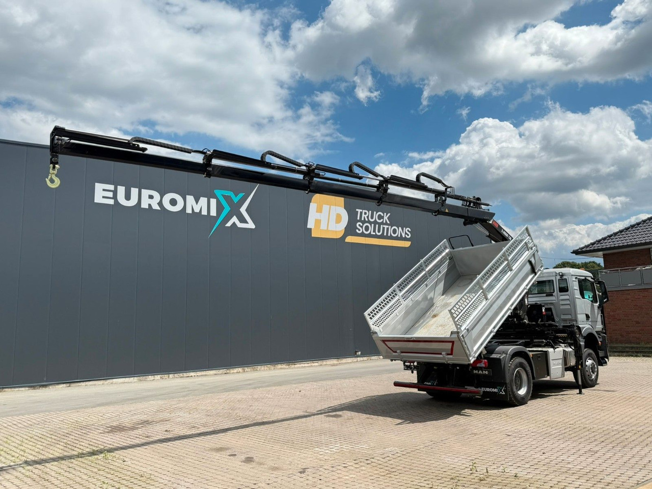 MAN TGS 18.400 TG3 4x4 Euro6e Hiab X-HiDuo 138DS-4 - Tippbil, Kranbil: bilde 5 MAN TGS 18.400 TG3 4x4 Euro6e Hiab X-HiDuo 138DS-4 - Tippbil, Kranbil: bilde 5