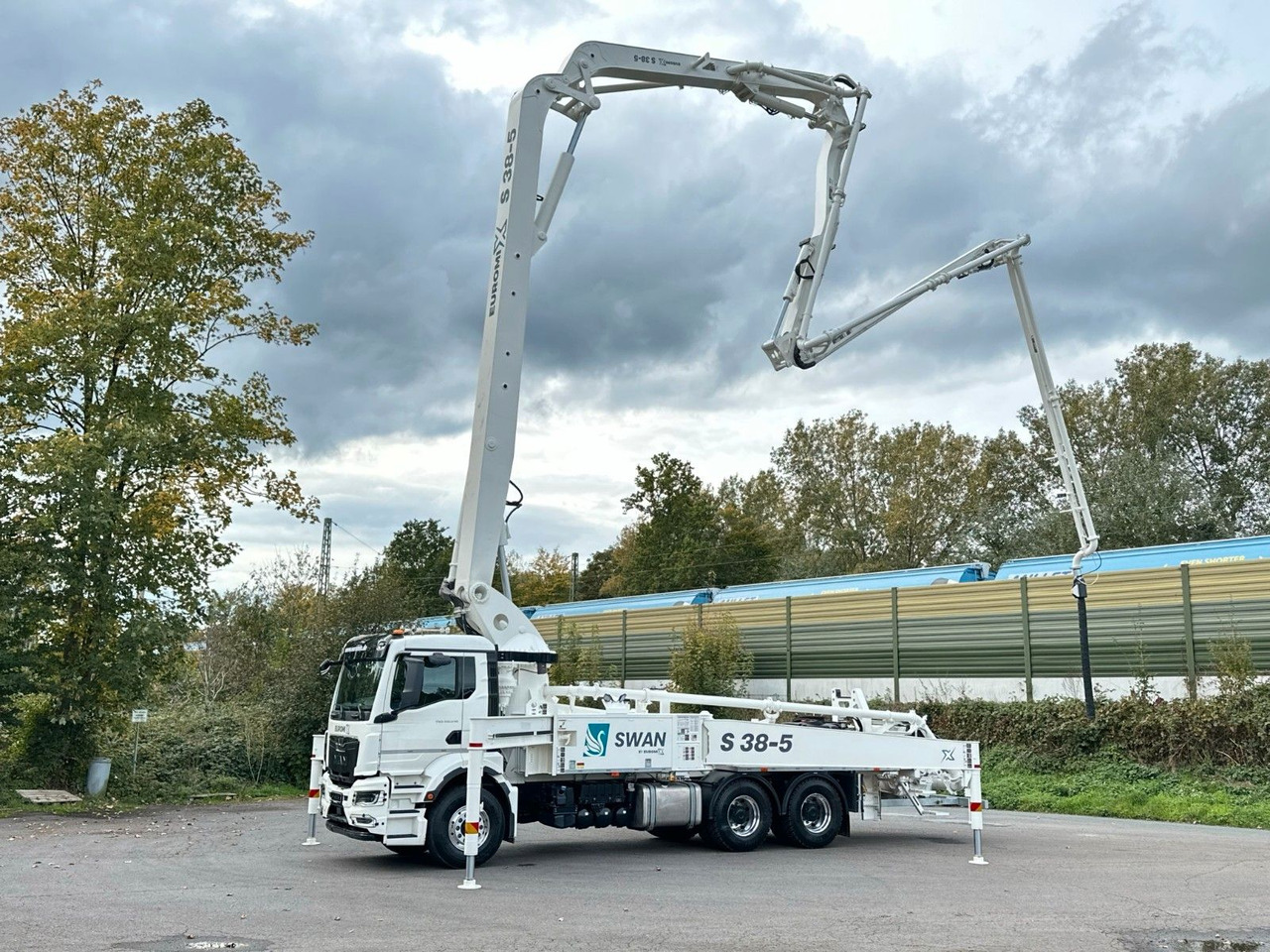 MAN TGS 26.510 6x4 SWAN TSP 38-5 160RZ ( 38m ) - Betongpumpe: bilde 3 MAN TGS 26.510 6x4 SWAN TSP 38-5 160RZ ( 38m ) - Betongpumpe: bilde 3