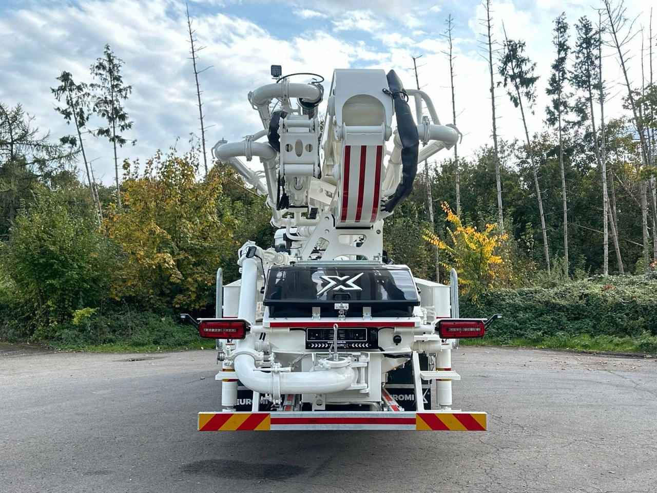 MAN TGS 26.510 6x4 SWAN TSP 38-5 160RZ ( 38m ) - Betongpumpe: bilde 5 MAN TGS 26.510 6x4 SWAN TSP 38-5 160RZ ( 38m ) - Betongpumpe: bilde 5