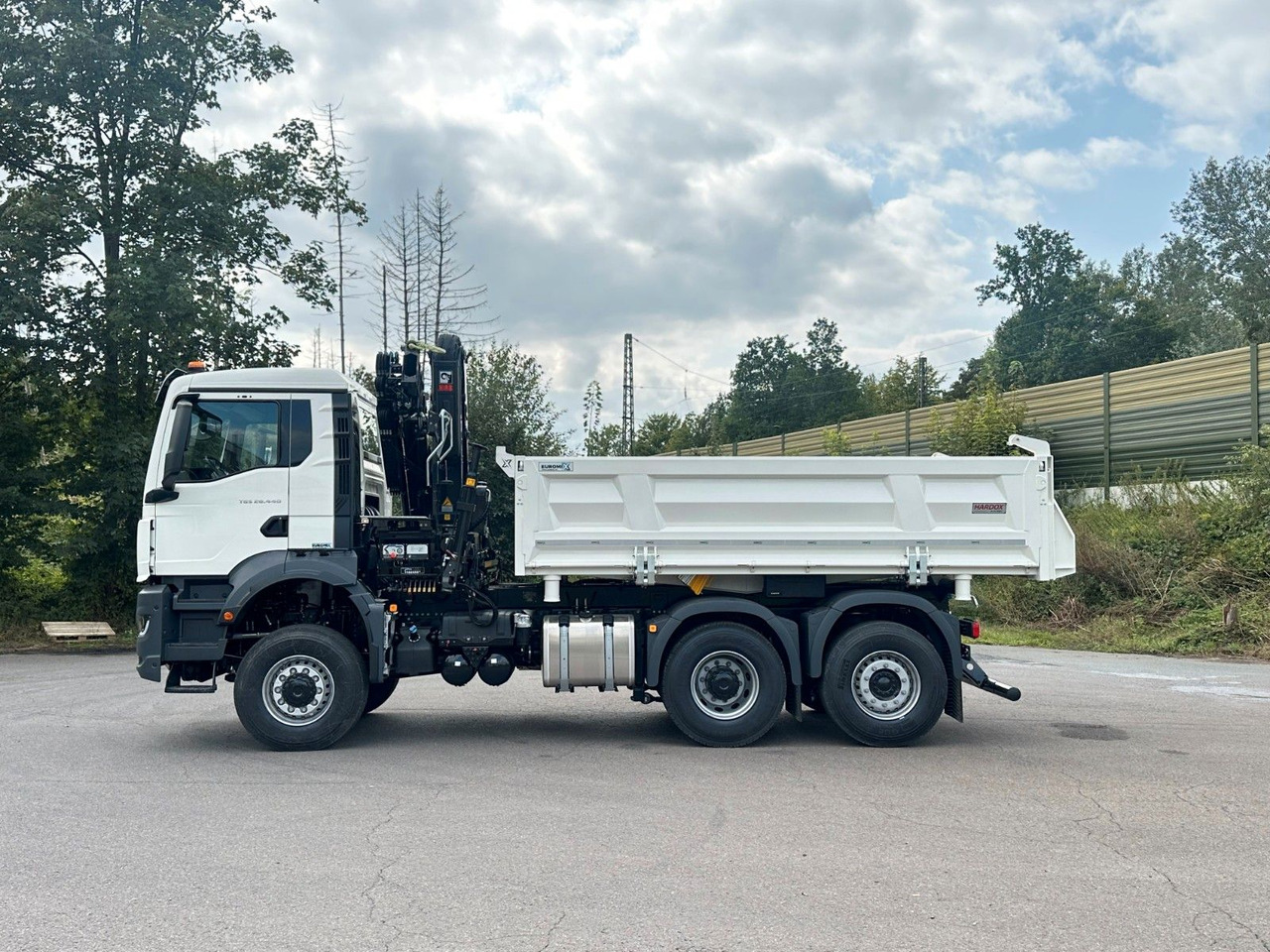 MAN TGS 28.440 6x4-4 / 3-Seiten- Kipper EuromixMTP - Tippbil: bilde 3 MAN TGS 28.440 6x4-4 / 3-Seiten- Kipper EuromixMTP - Tippbil: bilde 3