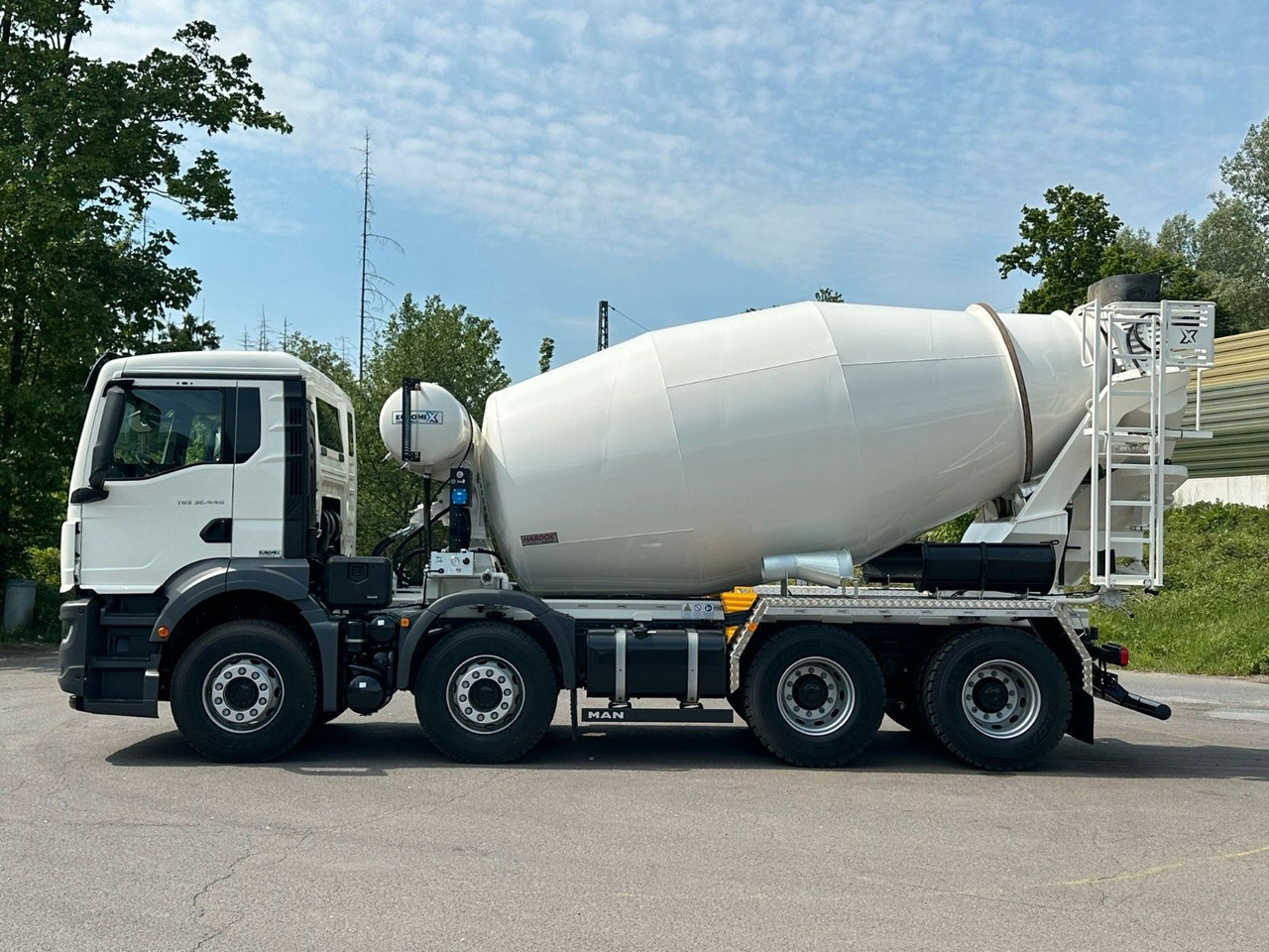 MAN TGS 32.440 8x4 / Euromix MTP EM 9 L - Betongbil: bilde 4 MAN TGS 32.440 8x4 / Euromix MTP EM 9 L - Betongbil: bilde 4