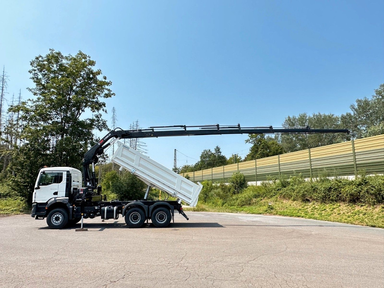MAN TGS 33.440 6x4 /3-Seiten- Kipper / HIAB 228-6 - Tippbil, Kranbil: bilde 4 MAN TGS 33.440 6x4 /3-Seiten- Kipper / HIAB 228-6 - Tippbil, Kranbil: bilde 4