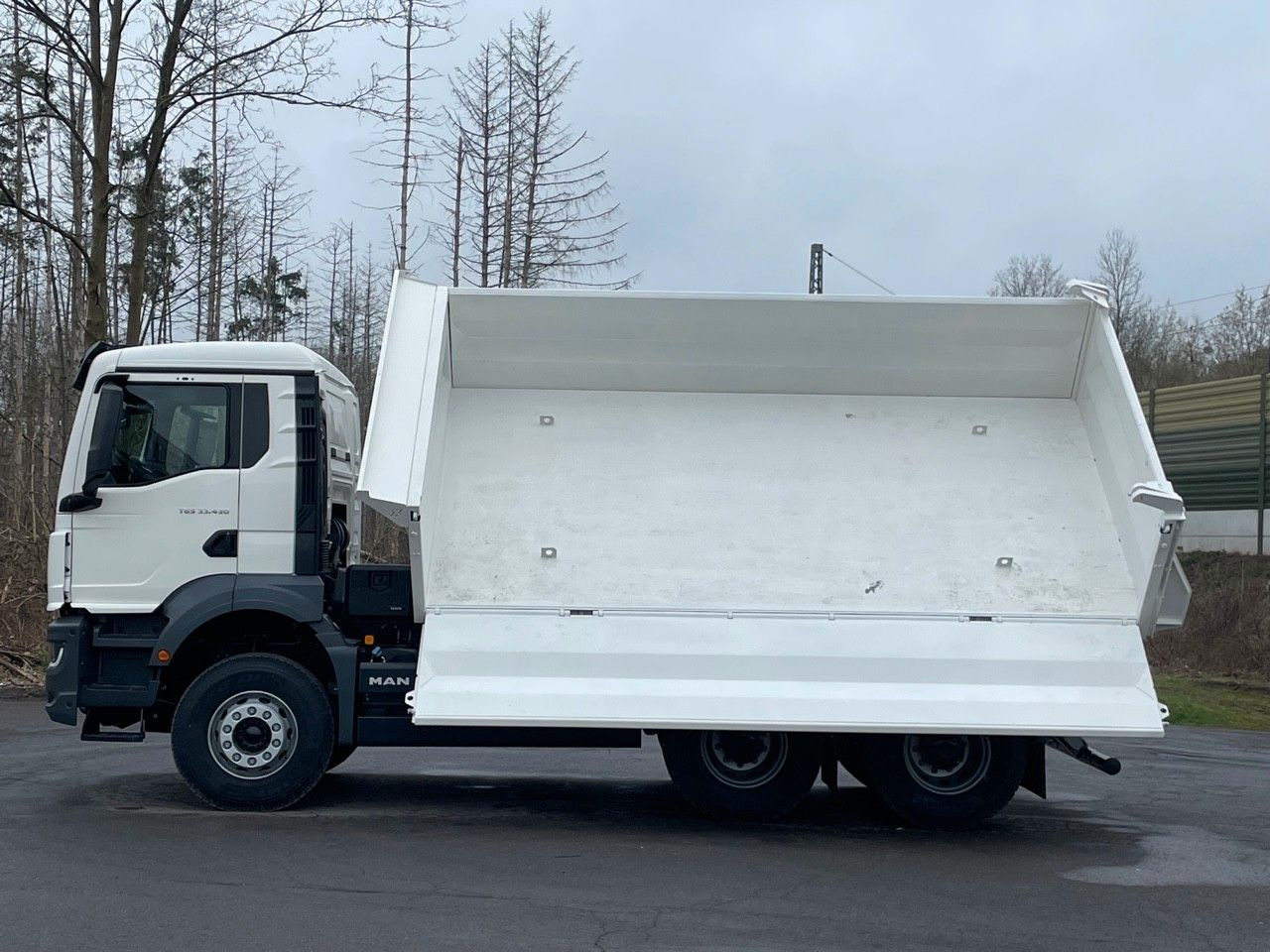 Leie  MAN TGS 33.440 6x4 /Euro6 3-Seiten-Kipper EuromixMTP MAN TGS 33.440 6x4 /Euro6 3-Seiten-Kipper EuromixMTP: bilde 21