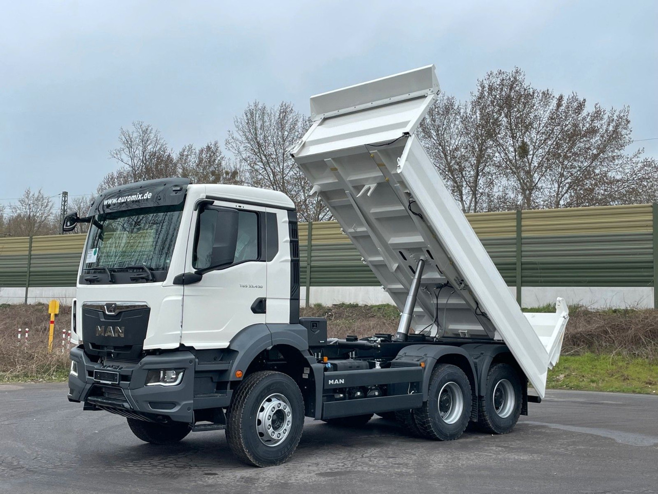Leie  MAN TGS 33.440 6x4 /Euro6 3-Seiten-Kipper EuromixMTP MAN TGS 33.440 6x4 /Euro6 3-Seiten-Kipper EuromixMTP: bilde 17