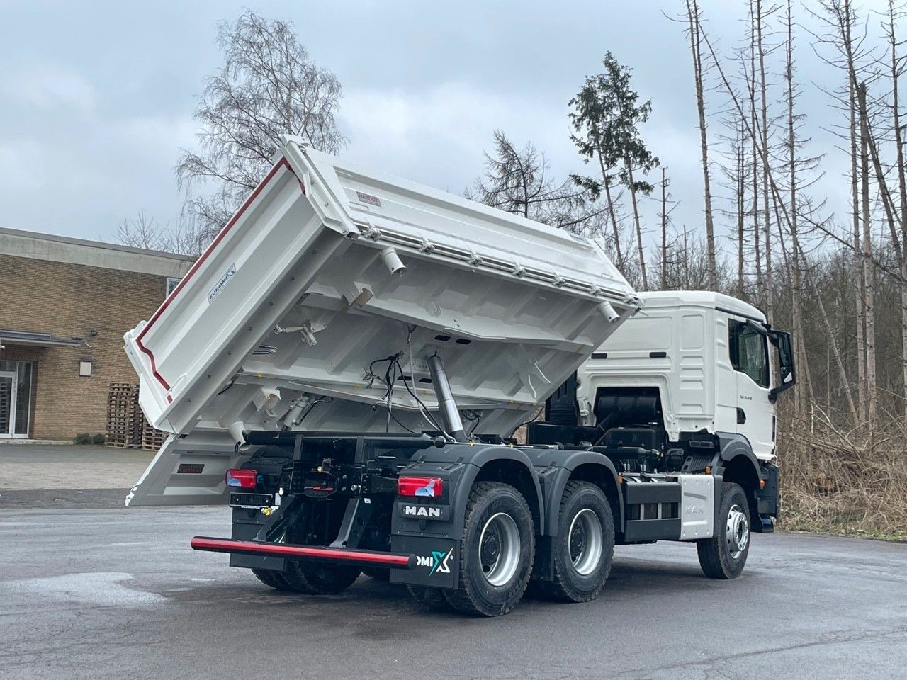Leie  MAN TGS 33.440 6x4 /Euro6 3-Seiten-Kipper EuromixMTP MAN TGS 33.440 6x4 /Euro6 3-Seiten-Kipper EuromixMTP: bilde 23