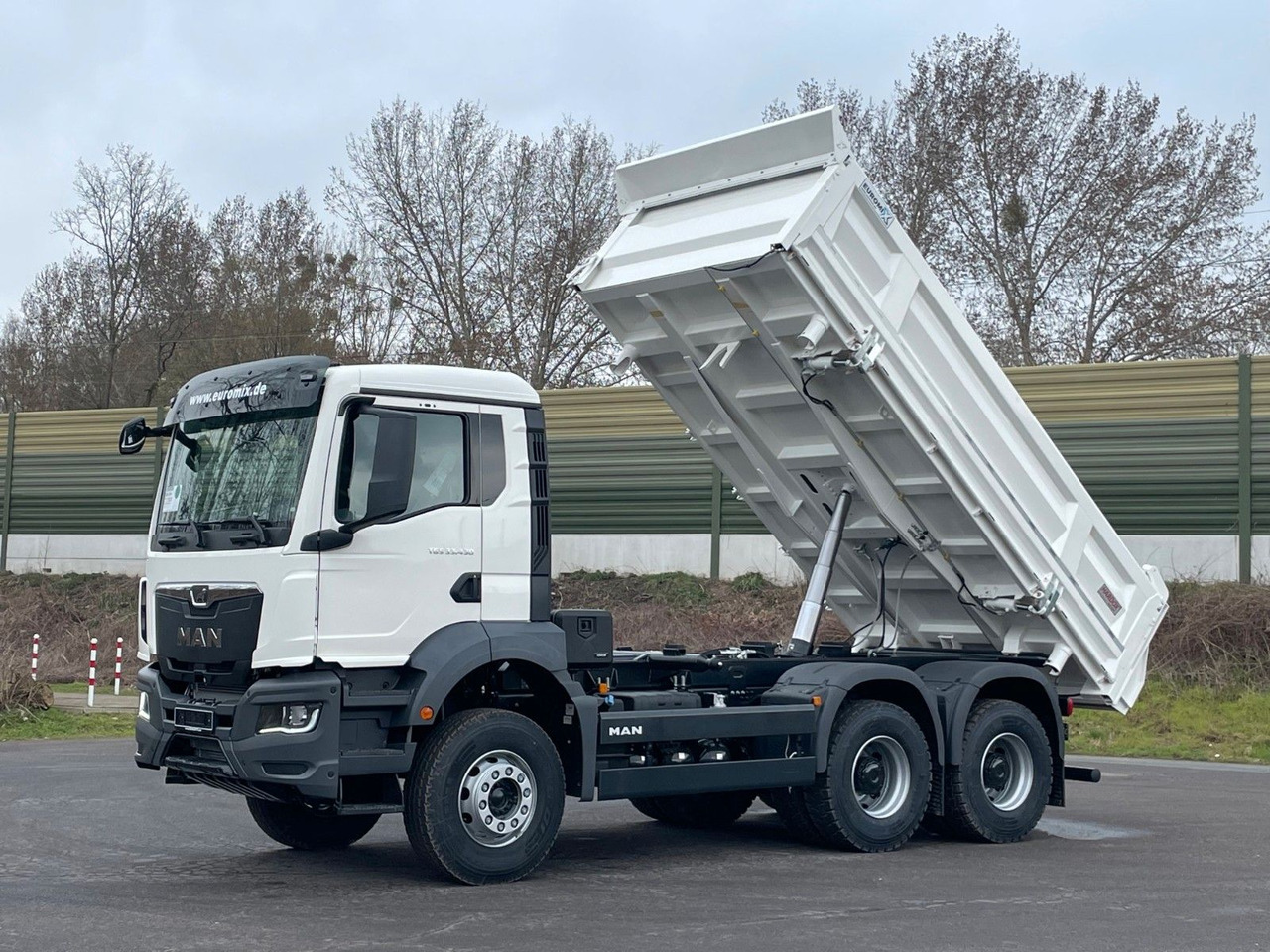 Leie  MAN TGS 33.440 6x4 /Euro6 3-Seiten-Kipper EuromixMTP MAN TGS 33.440 6x4 /Euro6 3-Seiten-Kipper EuromixMTP: bilde 10