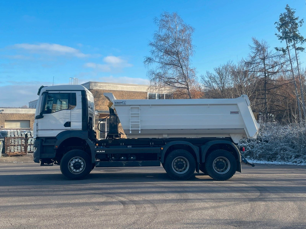 MAN TGS 33.440 6x6 /Euro6e Mulden-Kipper EuromixMTP - Tippbil: bilde 3 MAN TGS 33.440 6x6 /Euro6e Mulden-Kipper EuromixMTP - Tippbil: bilde 3