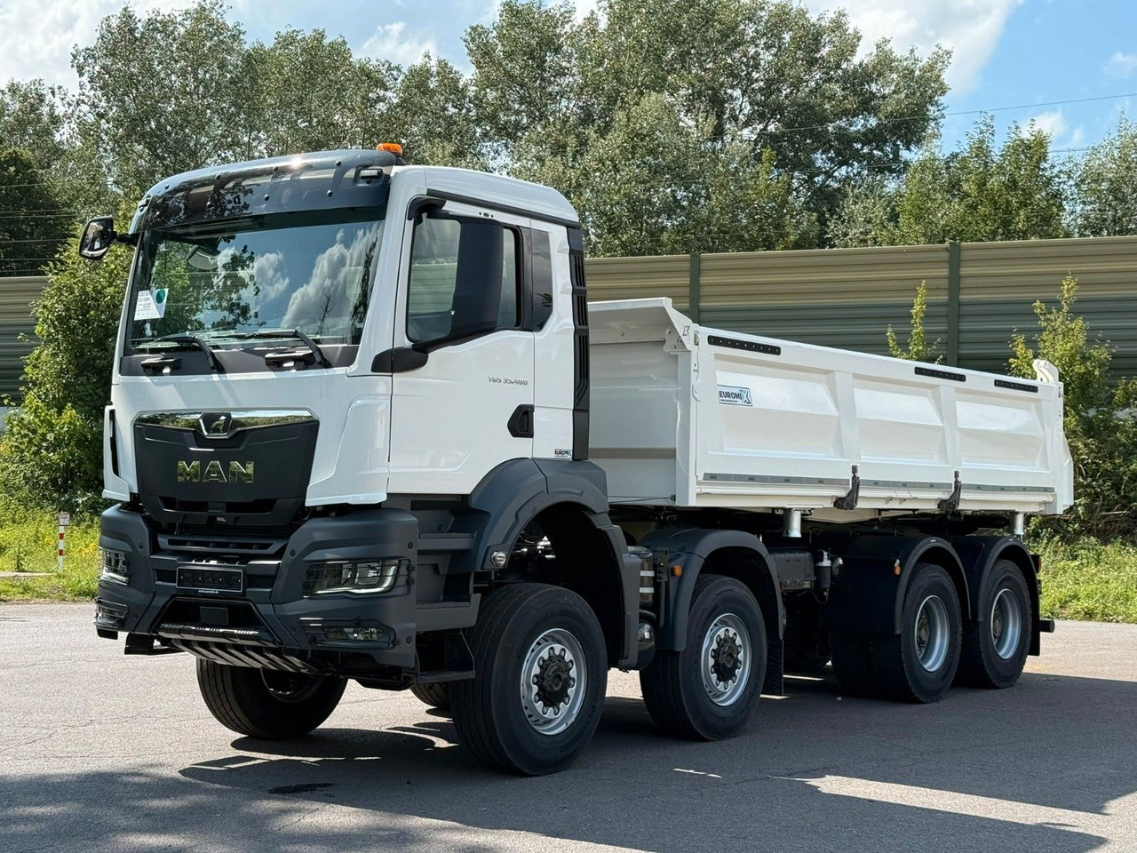 MAN TGS 35.480 8x6 EuromixMTP 3-Seiten-Kipper - Tippbil: bilde 2 MAN TGS 35.480 8x6 EuromixMTP 3-Seiten-Kipper - Tippbil: bilde 2
