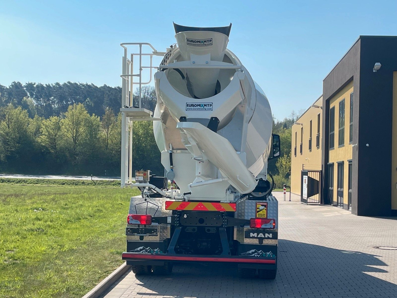 MAN TGS 35.520 8x4 /Euro6e EuromixMTP EM 10 L - Betongbil: bilde 5 MAN TGS 35.520 8x4 /Euro6e EuromixMTP EM 10 L - Betongbil: bilde 5