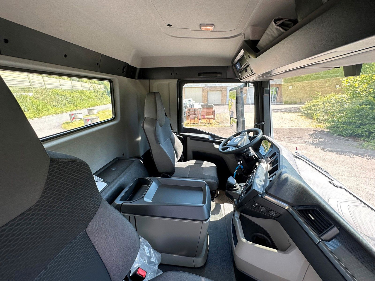 Tippbil MAN TGS 37.520 8x4 EuromixMTP Mulden Kipper: bilde 17