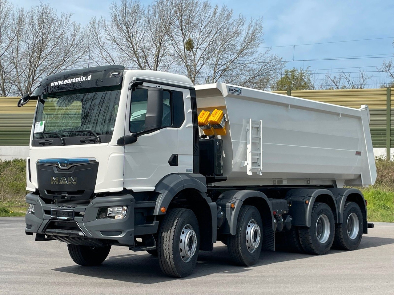 MAN TGS 41.400 8x4 / EUROMIX MTP 20m³/ EURO2 Kipper - Tippbil: bilde 2 MAN TGS 41.400 8x4 / EUROMIX MTP 20m³/ EURO2 Kipper - Tippbil: bilde 2