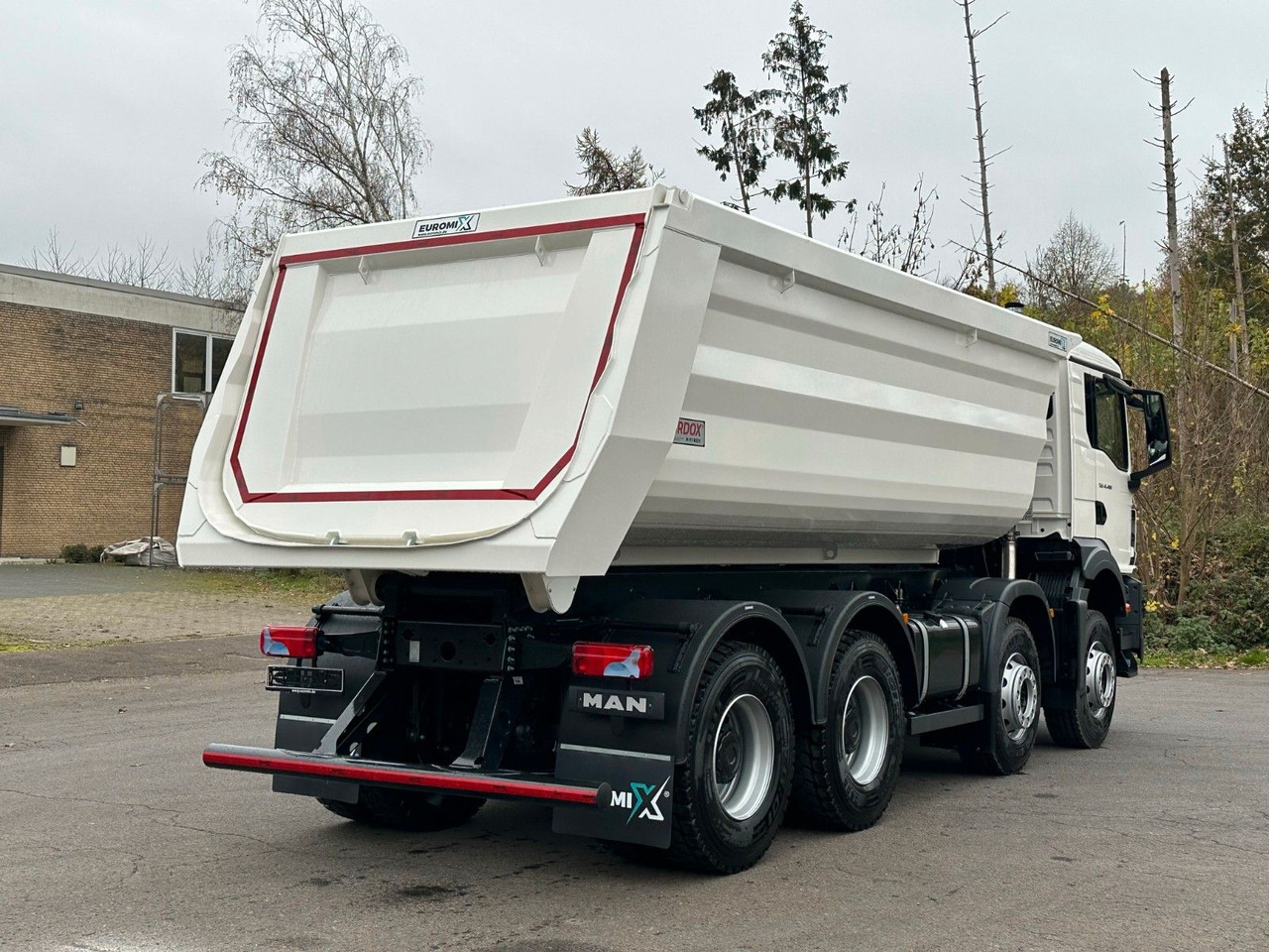 MAN TGS 41.400 8x4 / EUROMIX MTP 20m³/ EURO2 Kipper - Tippbil: bilde 4 MAN TGS 41.400 8x4 / EUROMIX MTP 20m³/ EURO2 Kipper - Tippbil: bilde 4