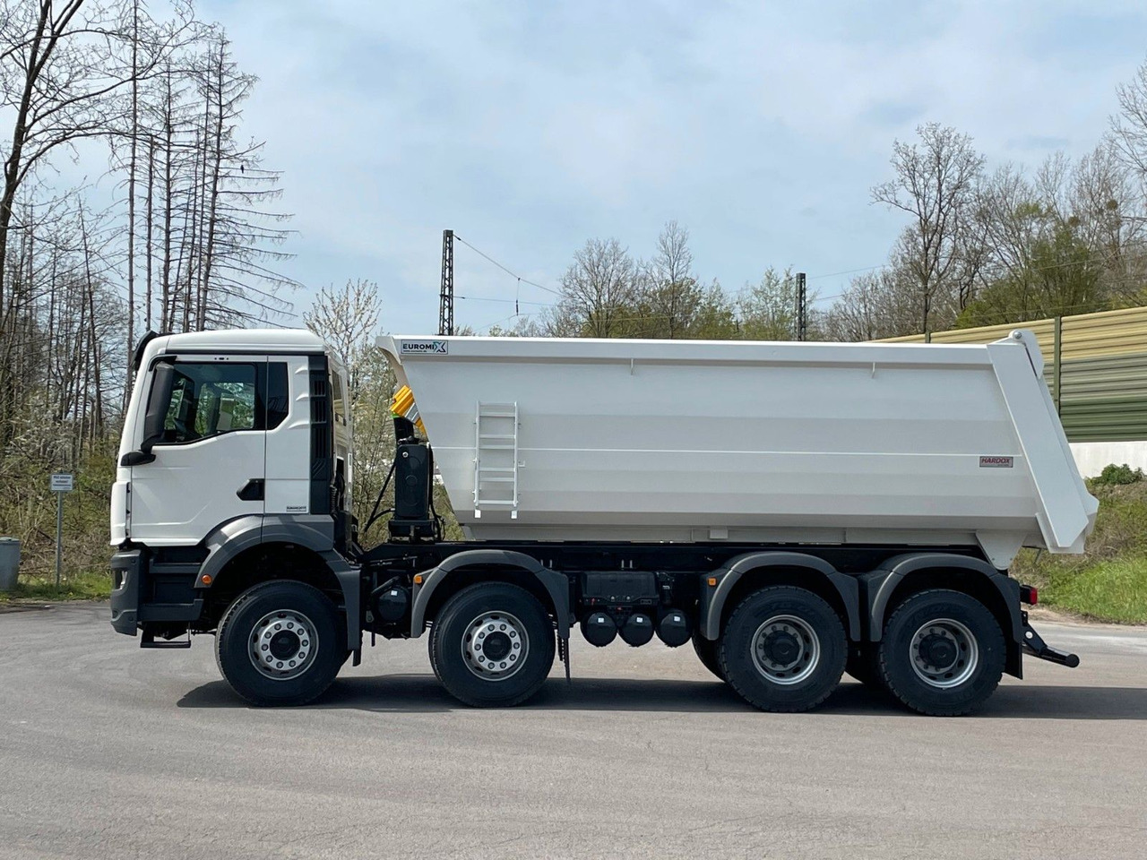 MAN TGS 41.400 8x4 / EUROMIX MTP 20m³/ EURO2 Kipper - Tippbil: bilde 4 MAN TGS 41.400 8x4 / EUROMIX MTP 20m³/ EURO2 Kipper - Tippbil: bilde 4