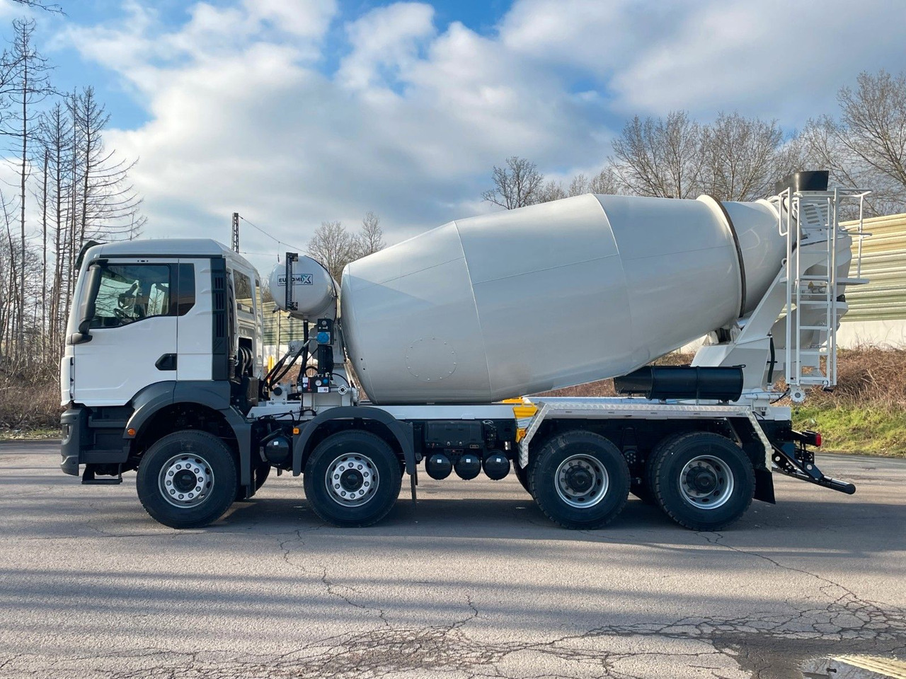 MAN TGS 41.400 8x4 / EuromixMTP EM 10m³ R / EURO 2 - Betongbil: bilde 4 MAN TGS 41.400 8x4 / EuromixMTP EM 10m³ R / EURO 2 - Betongbil: bilde 4