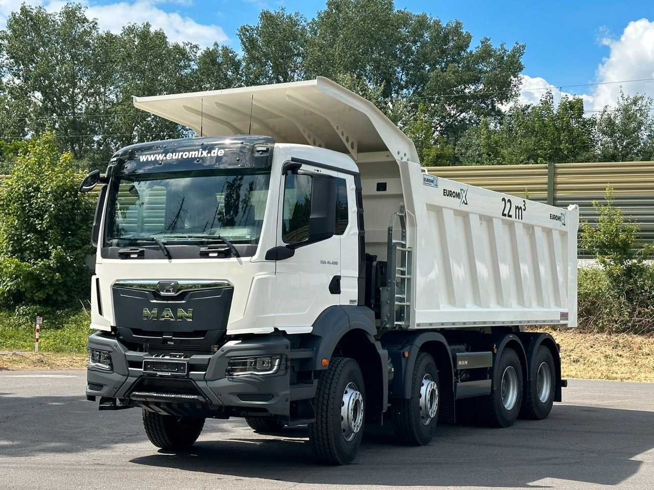 MAN TGS 41.440 8x4 EuromixMTP 22m³ Eckige Mulde - Tippbil: bilde 2 MAN TGS 41.440 8x4 EuromixMTP 22m³ Eckige Mulde - Tippbil: bilde 2