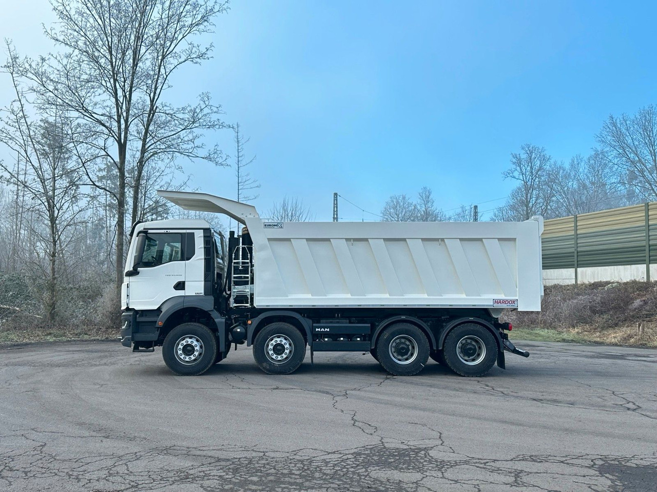 MAN TGS 41.440 8x4 EuromixMTP 23m³ Eckige Mulde MAN TGS 41.440 8x4 EuromixMTP 23m³ Eckige Mulde - Tippbil: bilde 3 MAN TGS 41.440 8x4 EuromixMTP 23m³ Eckige Mulde MAN TGS 41.440 8x4 EuromixMTP 23m³ Eckige Mulde - Tippbil: bilde 3