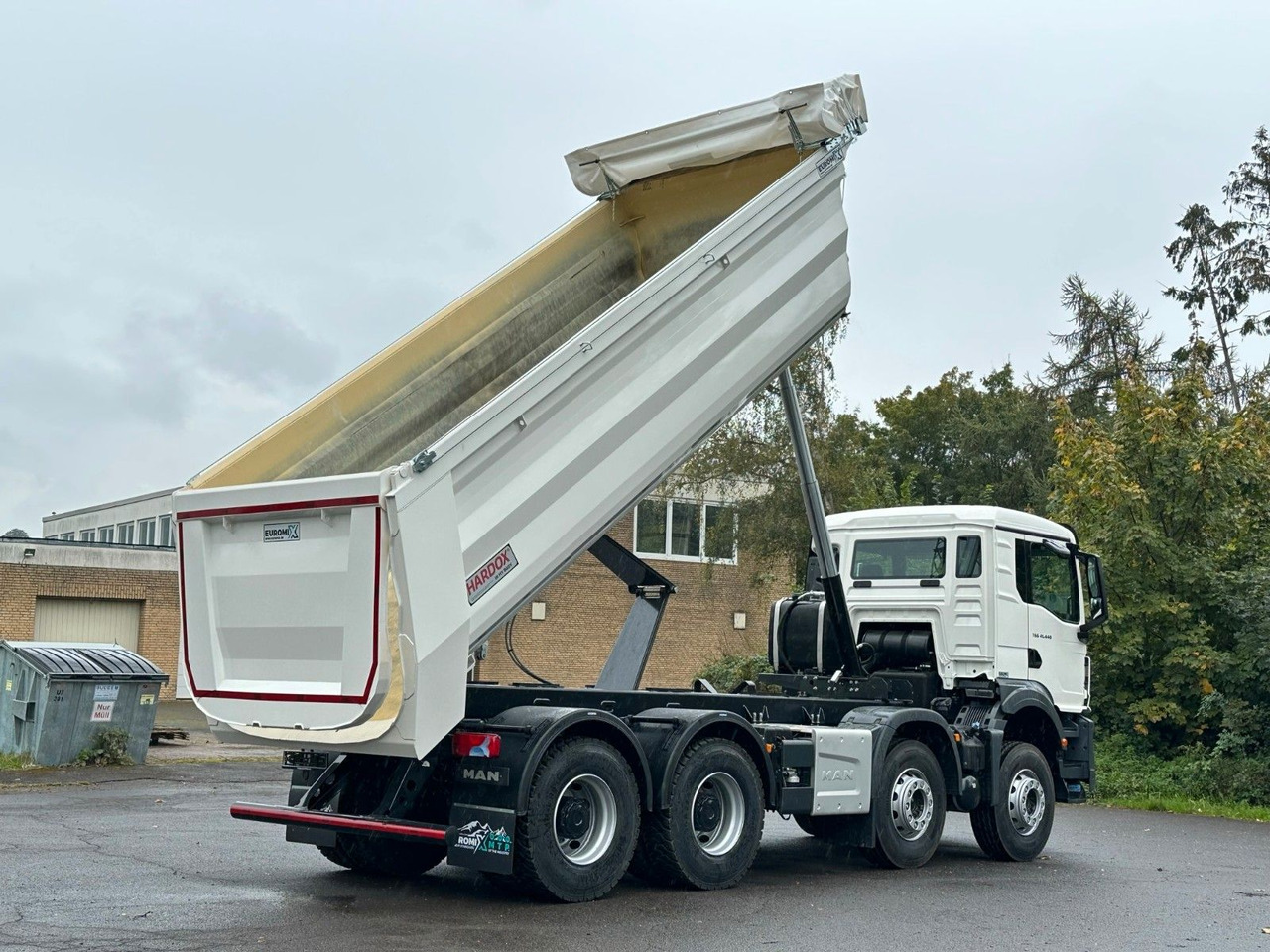 MAN TGS 41.440 BB 8X4 Euromix Mulden Kipper HARDOX MAN TGS 41.440 BB 8X4 Euromix Mulden Kipper HARDOX - Tippbil: bilde 4 MAN TGS 41.440 BB 8X4 Euromix Mulden Kipper HARDOX MAN TGS 41.440 BB 8X4 Euromix Mulden Kipper HARDOX - Tippbil: bilde 4