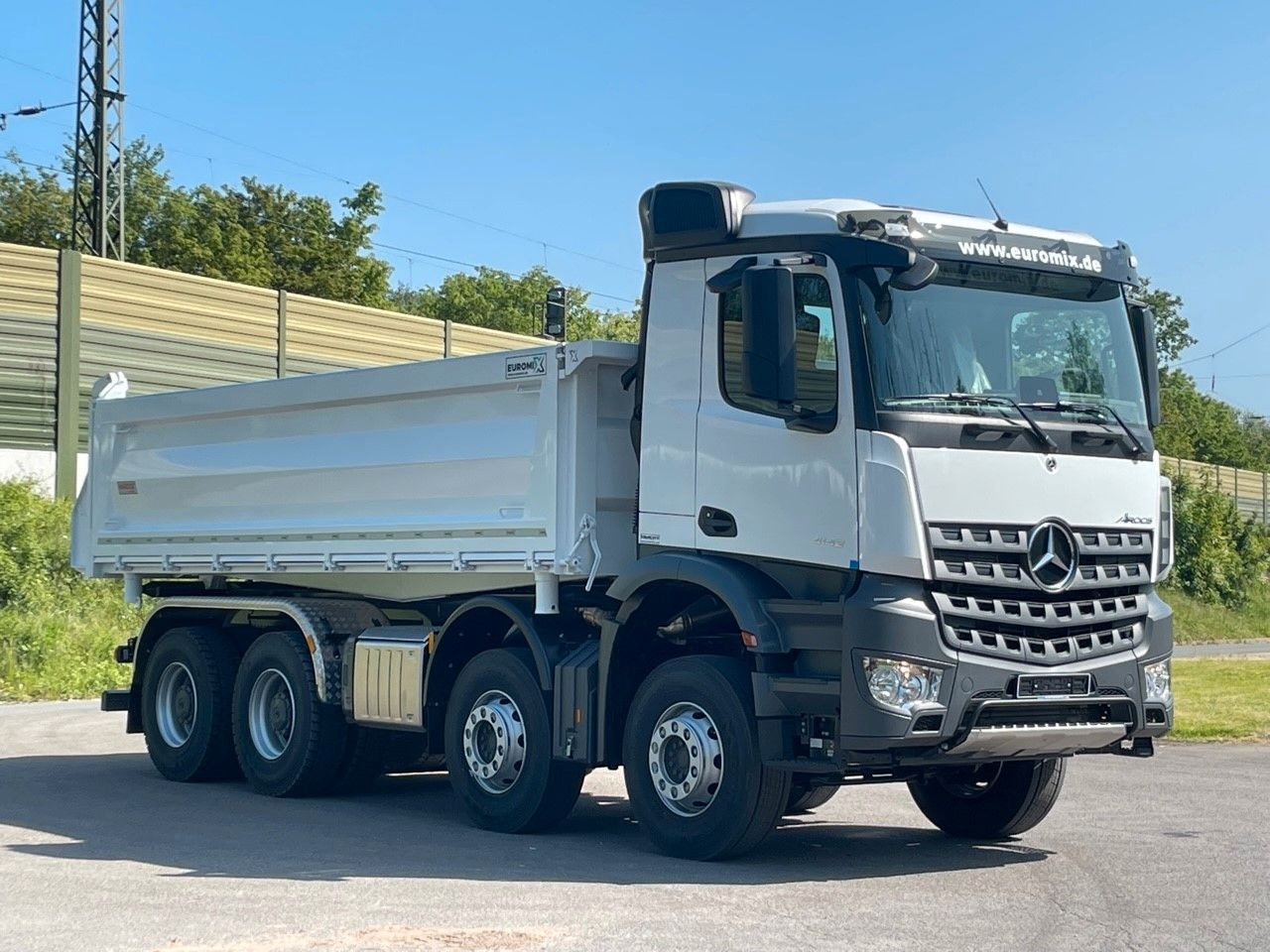 Leie  Mercedes-Benz 4145  8X4   Euromix EMT  3-Seiten-Kipper Mercedes-Benz 4145  8X4   Euromix EMT  3-Seiten-Kipper: bilde 6
