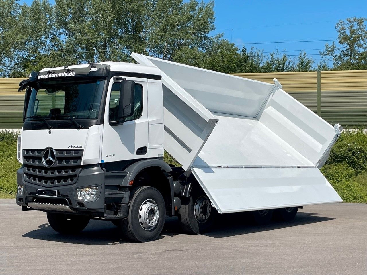 Leie  Mercedes-Benz 4145  8X4   Euromix EMT  3-Seiten-Kipper Mercedes-Benz 4145  8X4   Euromix EMT  3-Seiten-Kipper: bilde 12
