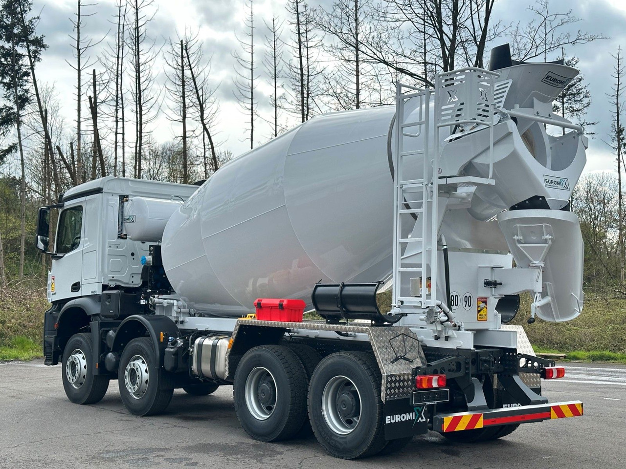 Mercedes-Benz 4145 8X4 EuromixMTP EM 10 Fahrmischer - Betongbil: bilde 5 Mercedes-Benz 4145 8X4 EuromixMTP EM 10 Fahrmischer - Betongbil: bilde 5