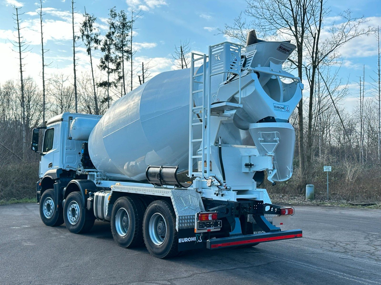 Mercedes-Benz Arocs 5 3743 8X4 / Euro6e EuromixMTP EM 10 L - Betongbil: bilde 4 Mercedes-Benz Arocs 5 3743 8X4 / Euro6e EuromixMTP EM 10 L - Betongbil: bilde 4